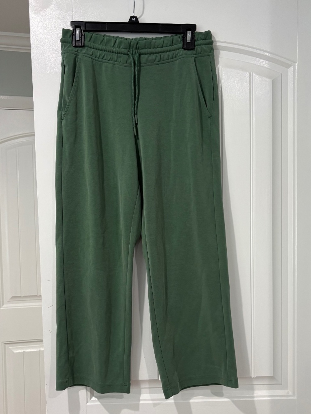 Athleta Seasoft pants